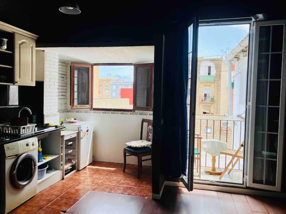 Atico Loft Abuhardillado Frente A Ruzafa - Pets Friendly, Wifi Valencia