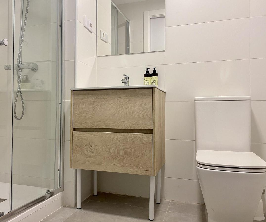 En Playa Malvarrosa Con Bano Privado -no Ac- Guest house Valencia