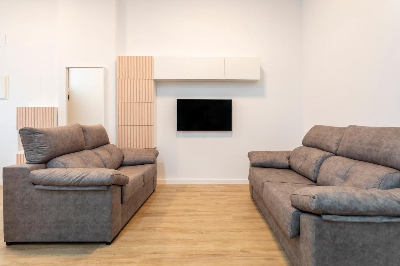 Apartamento 10 Pax, Ac, Wifi Gratis, Ciudad Artes Y Ciencias