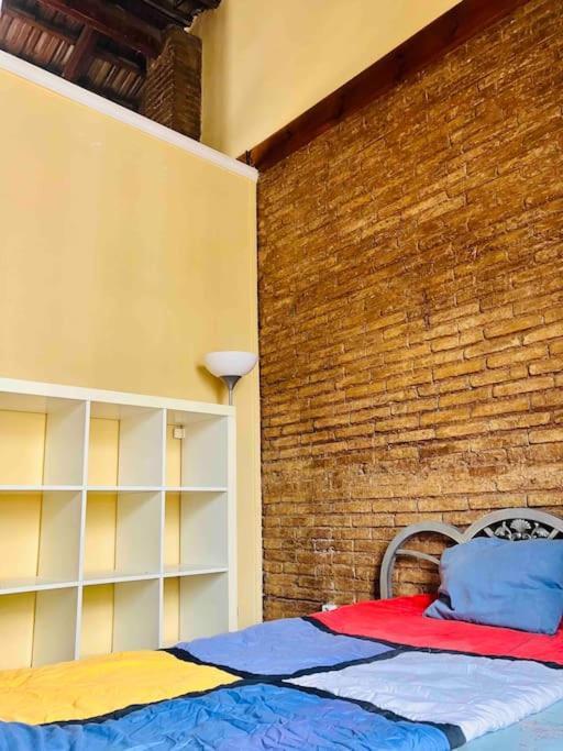 Atico Loft Abuhardillado Frente A Ruzafa - Pets Friendly, Wifi *