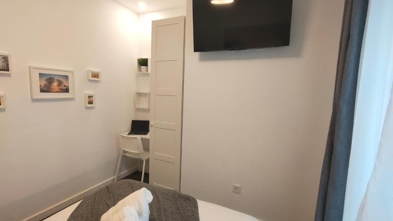 Small And Cozy - G10 Pensión *