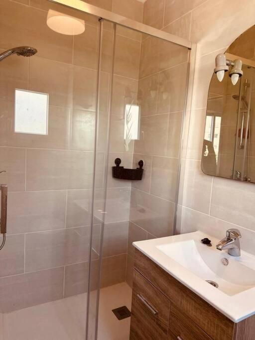 Apartment Muy Centrico En Junto A Ruzafa Valencia