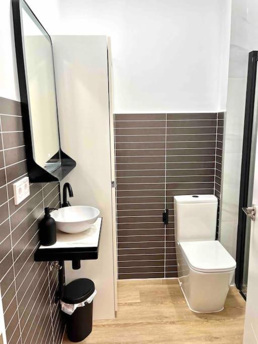 Acogedor 5 Personas Apartamento