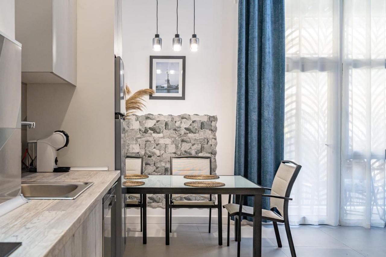 Exquisite With An Original Design Apartamento
