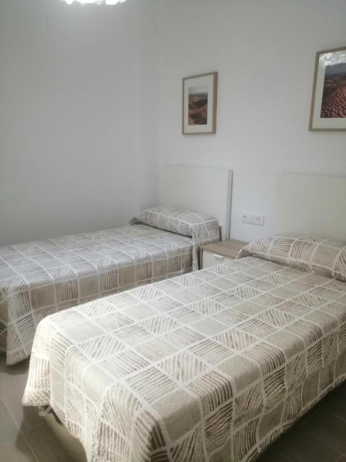 Twinflats 2 *