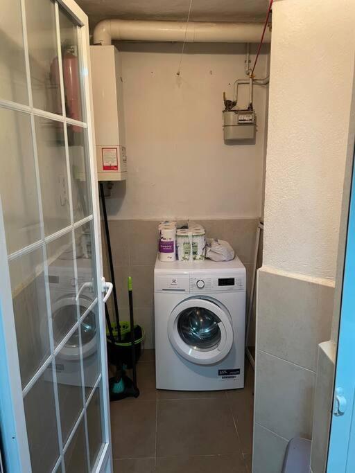 Precioso Junto Al Centro Con Garaje Apartamento Valencia