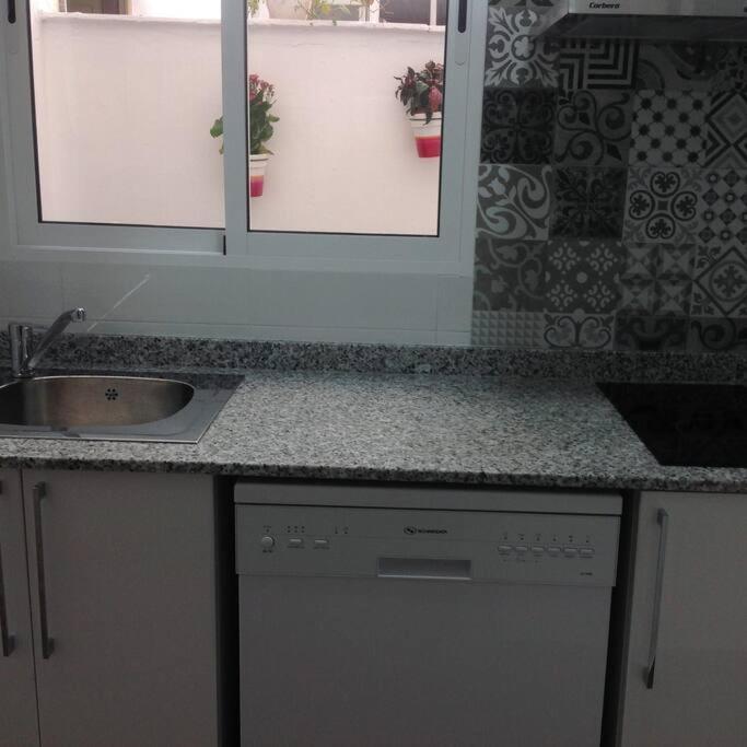 Apartamento Oceanografico, Playa, Puerto Juanjo *