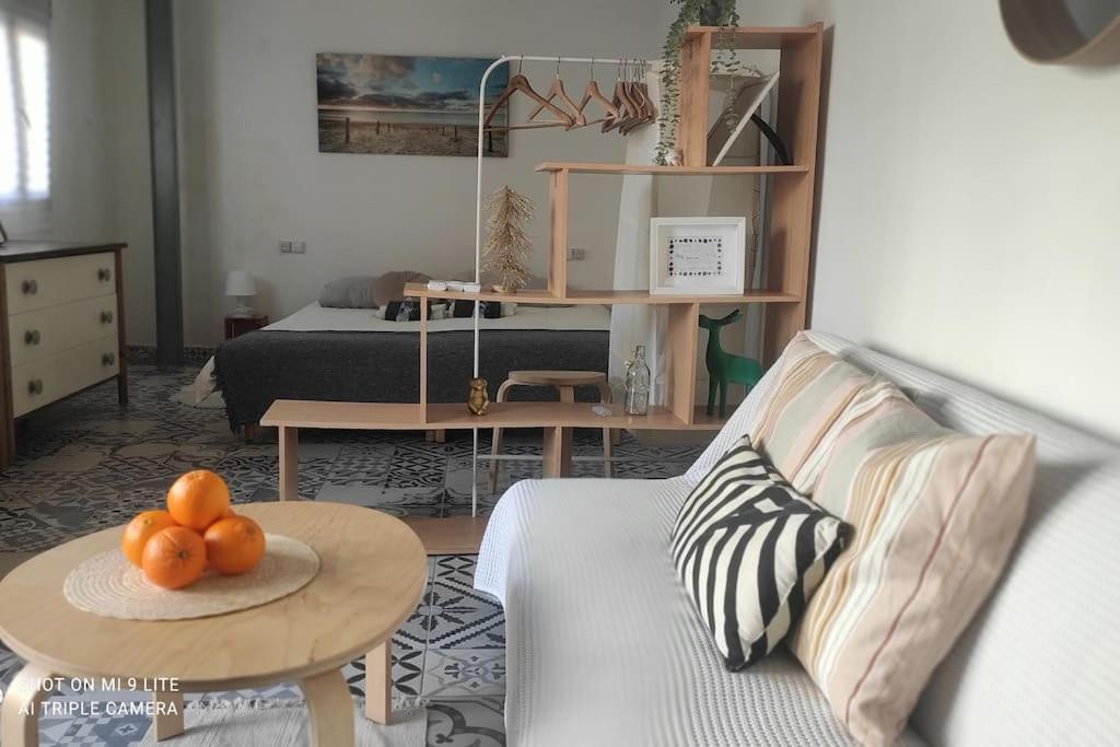 Ruzafa Terrace Oasis: Cozy A/c With Garden Access * Valencia