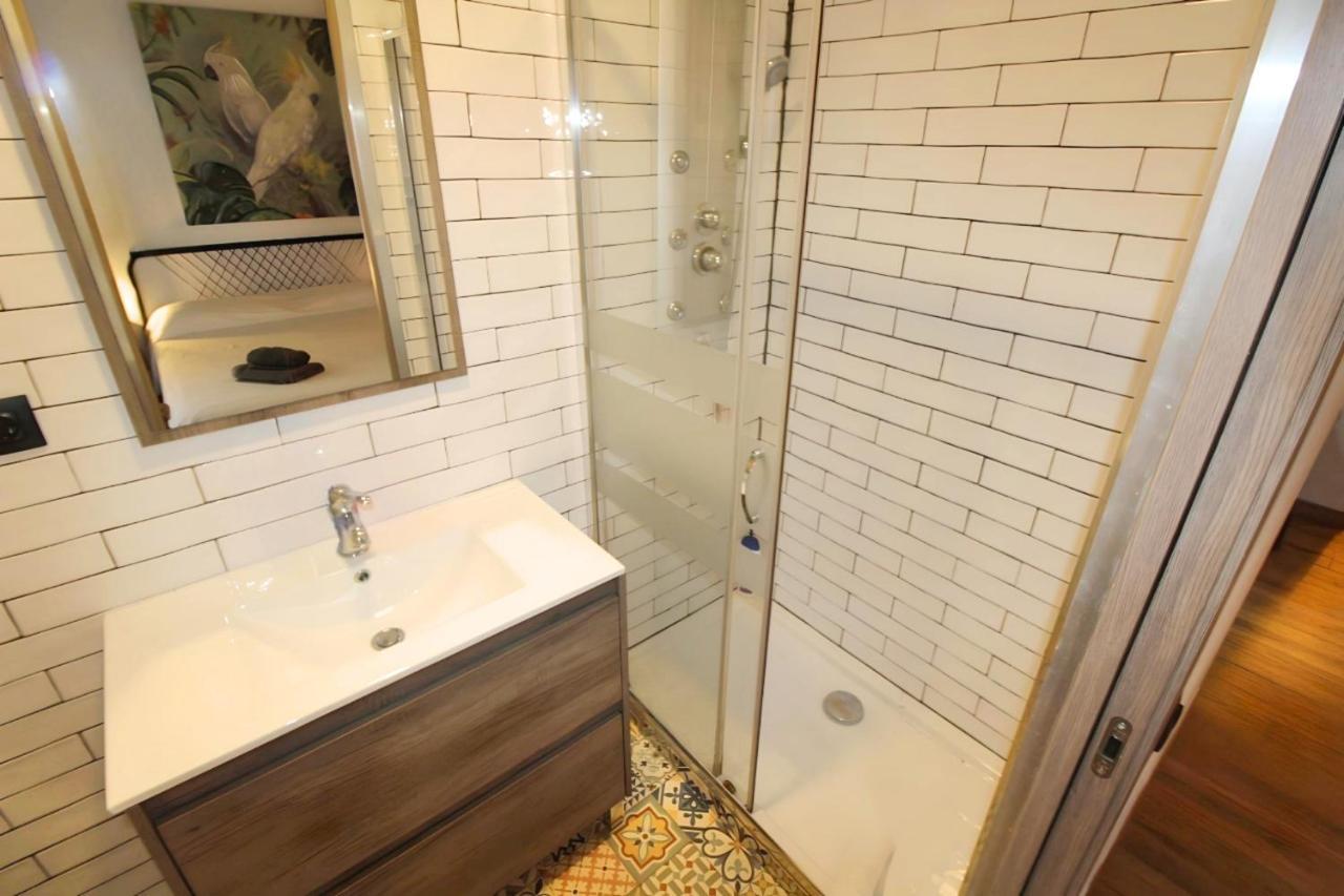 Apartamento Increible Con Terraza Al Lado De Torres De Quart Valencia