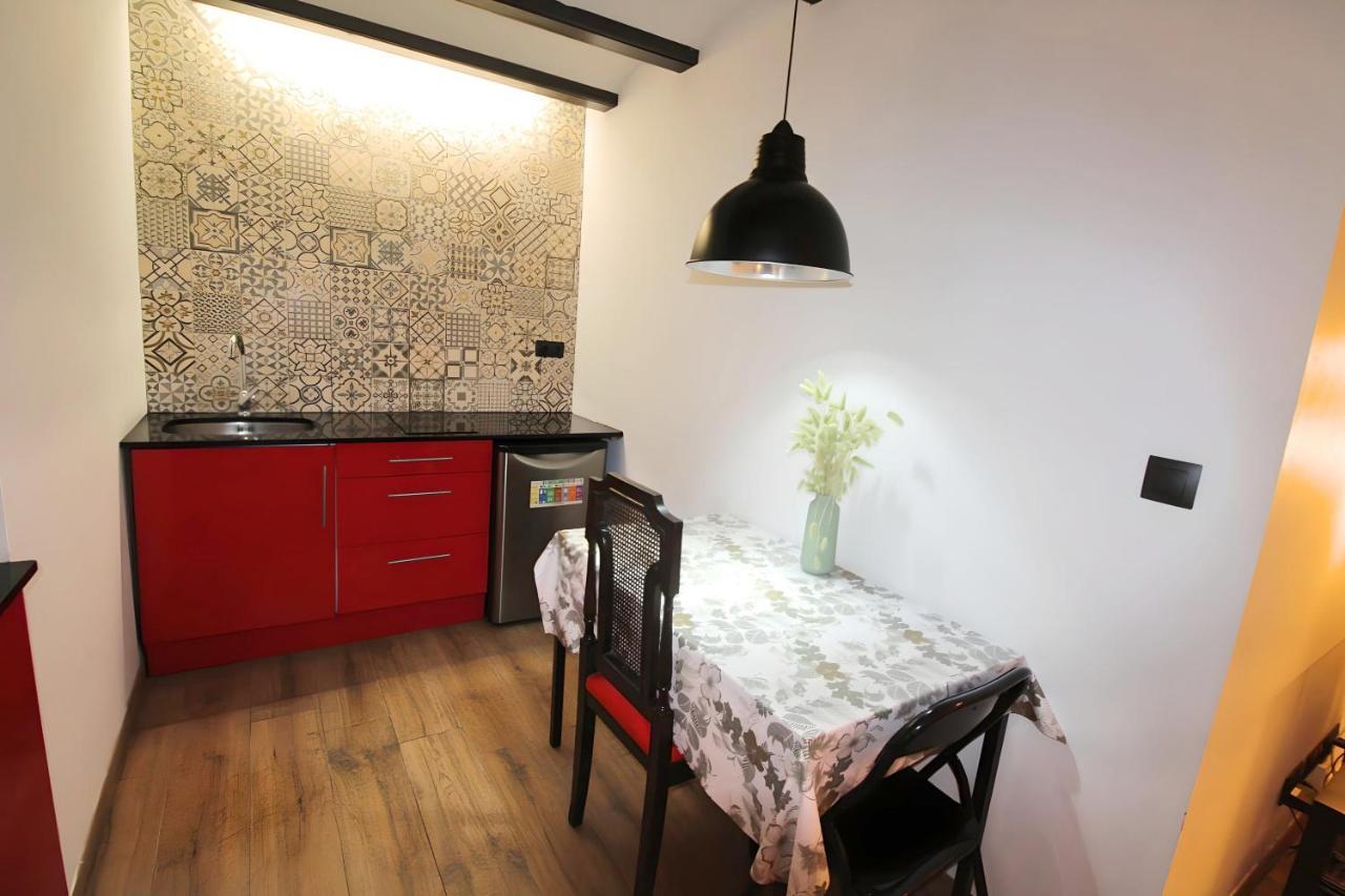 Increible Con Terraza Al Lado De Torres De Quart Apartamento *