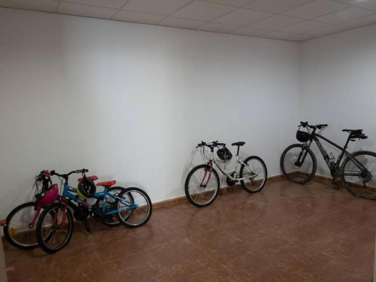 Con Piscina, Jardin Y Aire Acondicionado En La Eliana-l'eliana Villa