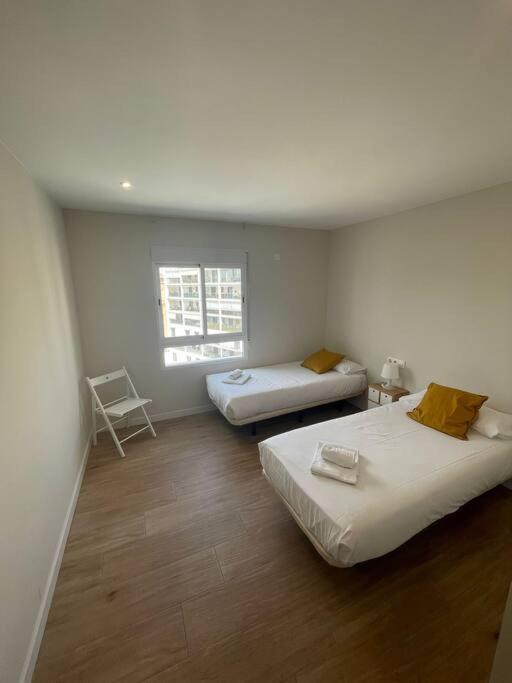 Centrico De Diseno En Calle Tres Forques,valencia Apartamento Valencia