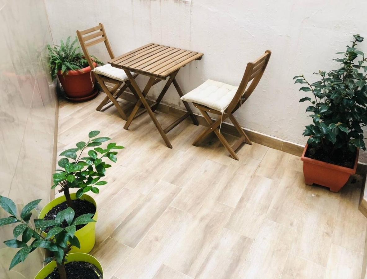 Preciosa Con Terraza Y Bano Exclusivo * Valencia