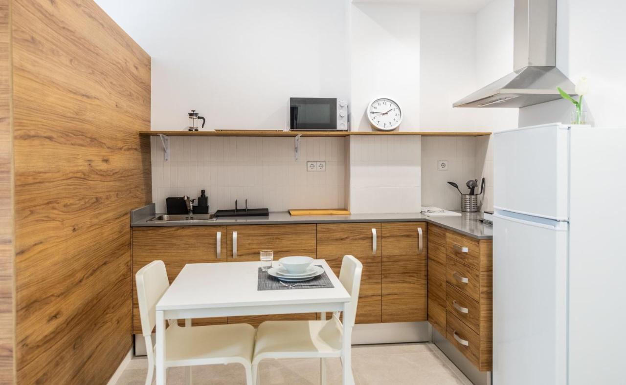 Apartamento Nuevo Estudio A Metros De La Playa, Con Terraza Y Zonas Comun 3c *