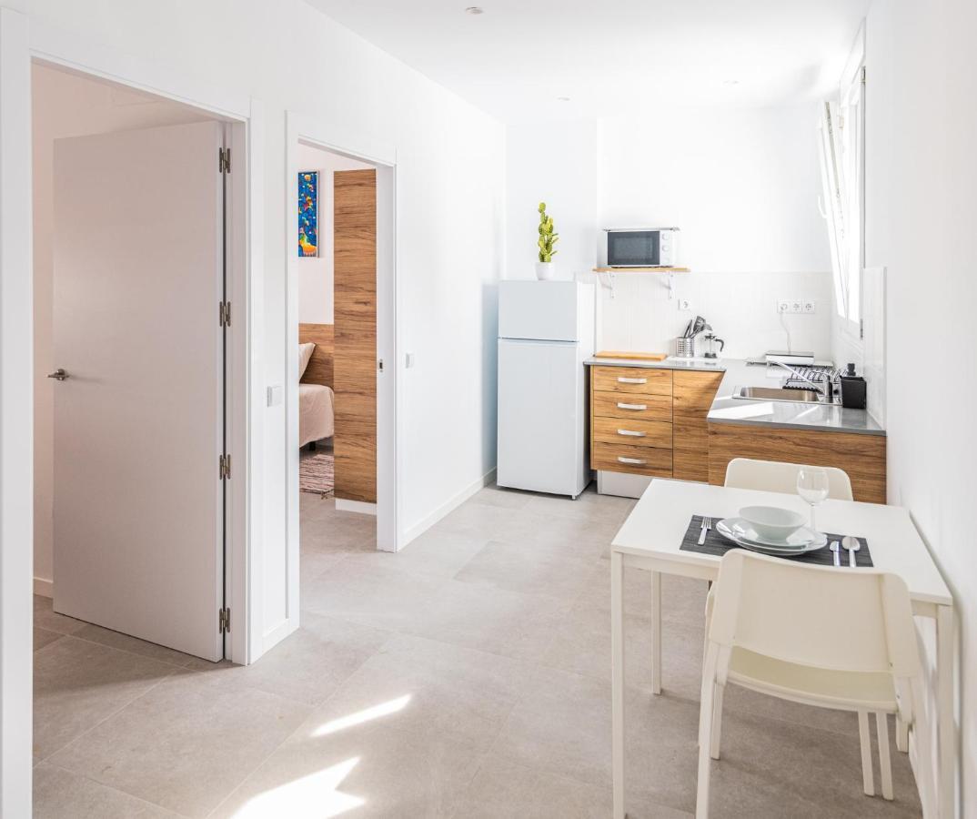 2 Hab En Malvarrosa A Metros De La Playa, Con Terraza Y Zonas Comun 3d Apartment Valencia