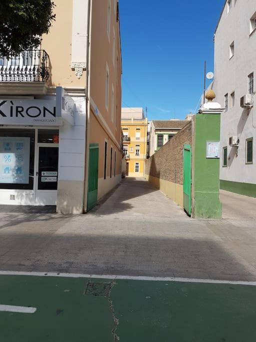 Family Century House With Terrace And Parking Apartment Valencia