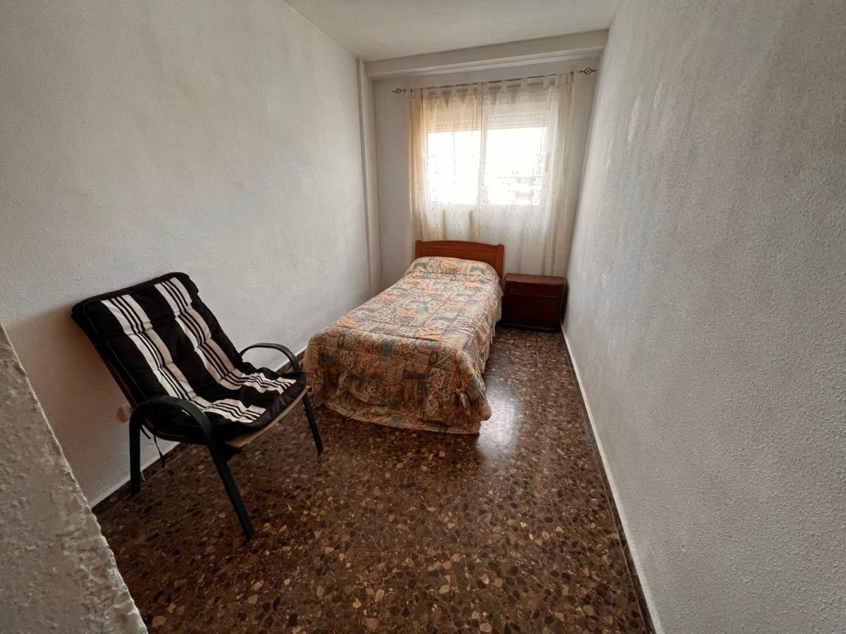 Piso Completo Cerca De La Estacion Del Ave Apartamento *