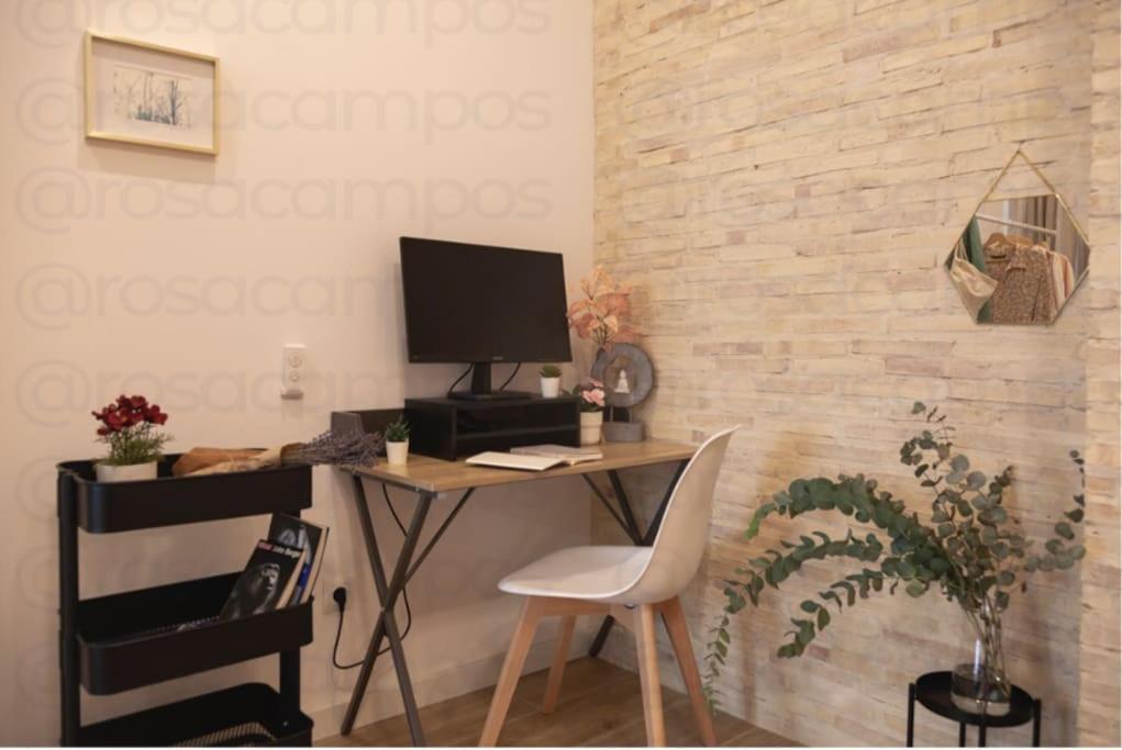 Rb - Urban Loft Retreat, Comfort & Good Location * Valencia
