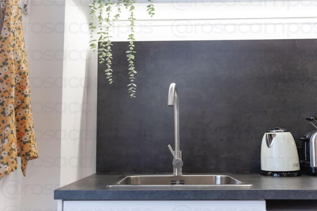 Apartamento Rb - Urban Loft Retreat, Comfort & Good Location *