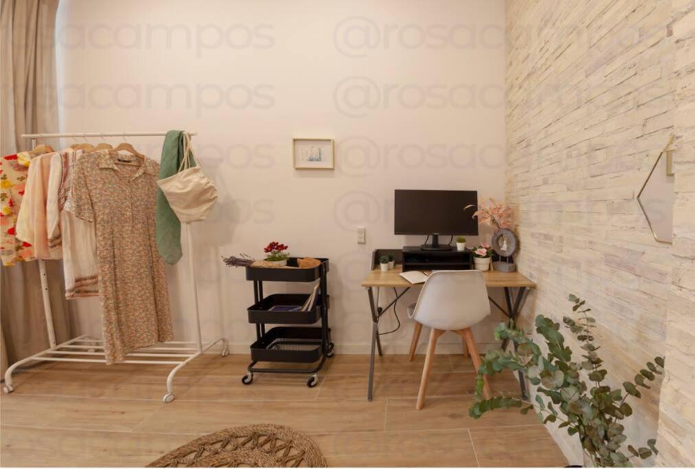 Rb - Urban Loft Retreat, Comfort & Good Location