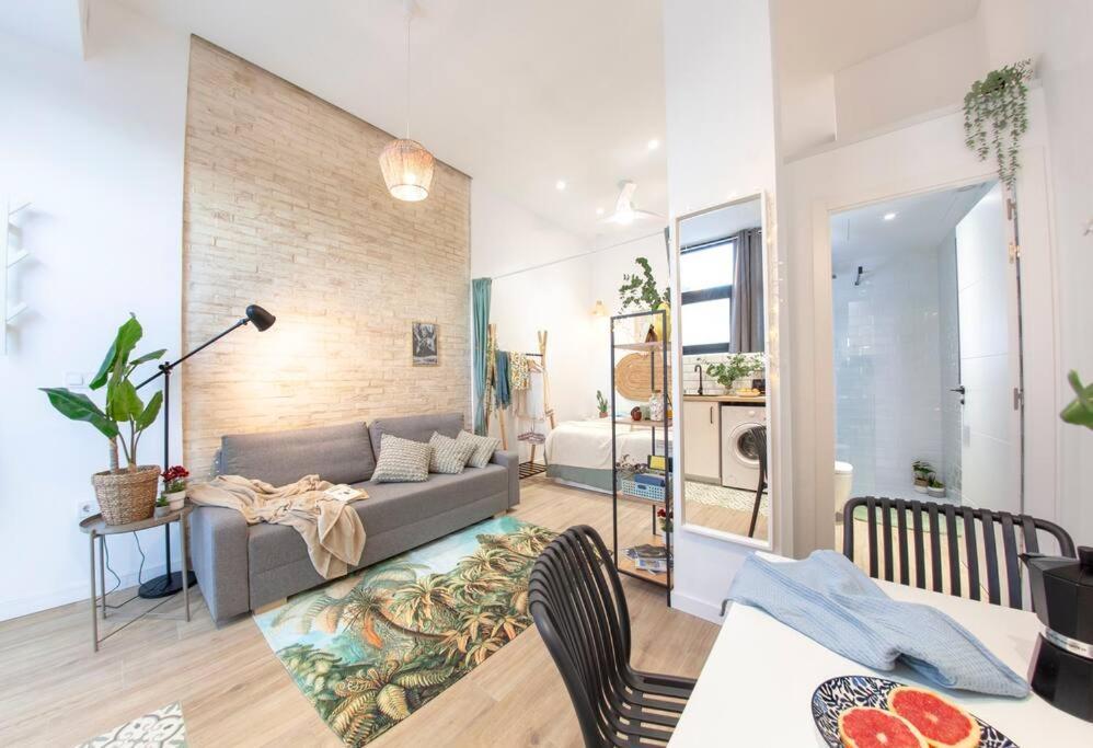 Apartamento Al5 Seaside Bliss-stylish Loft Steps From Malvarrosa Valencia