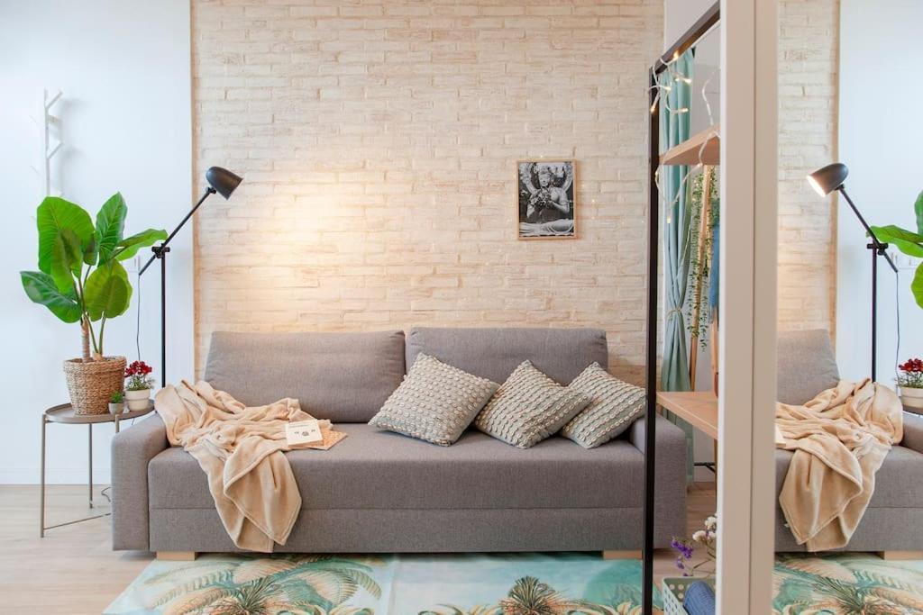 Apartamento Al5 Seaside Bliss-stylish Loft Steps From Malvarrosa Valencia