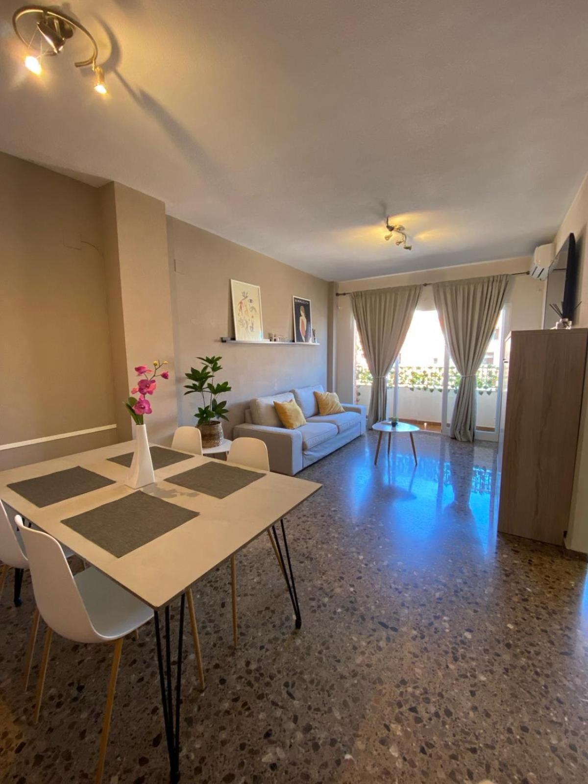 Apartamento Ciencias Y Playa