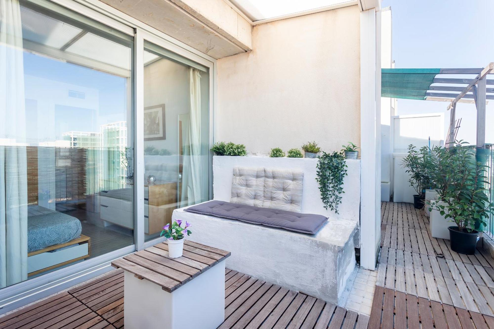 Bonito Atico Con Terraza * Valencia