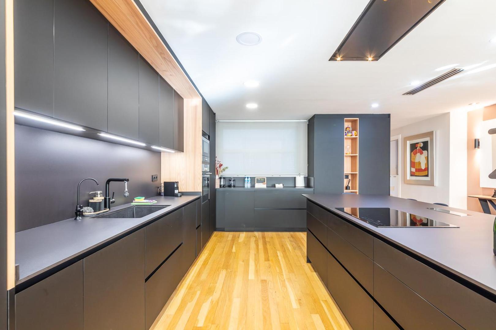 Central Market Lux Apartment *