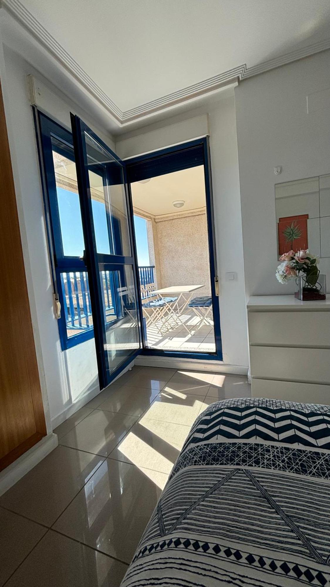 Apartamento Apto. Luminoso Con Vistas En Playa De La Patacona Valencia