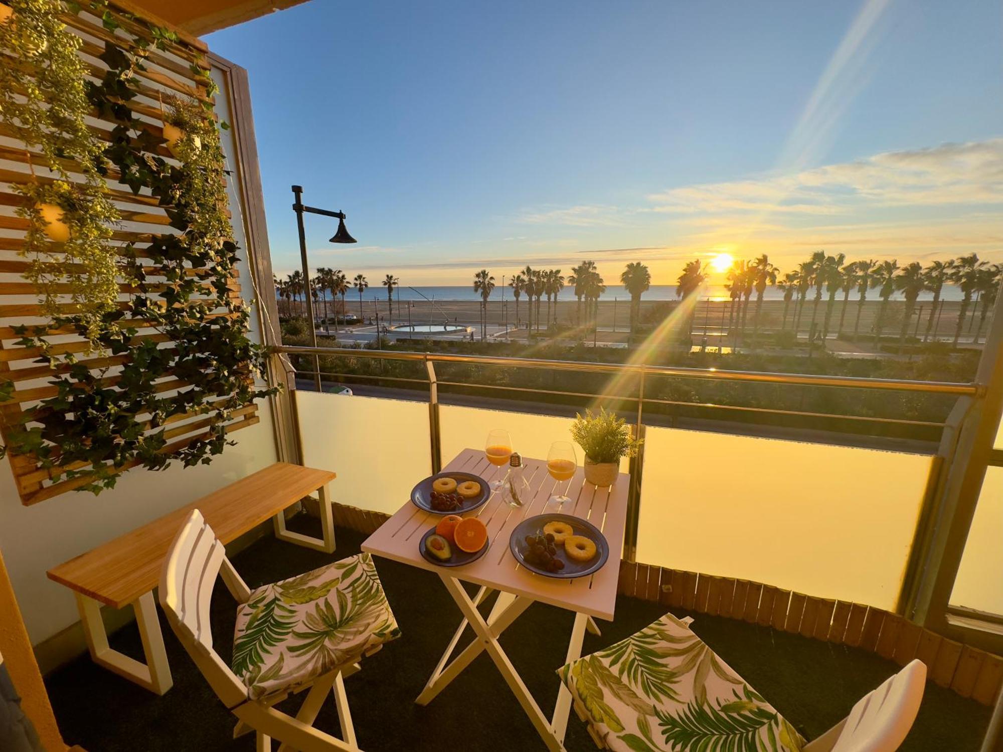 Apartamento Primera Linea De Mar Valencia