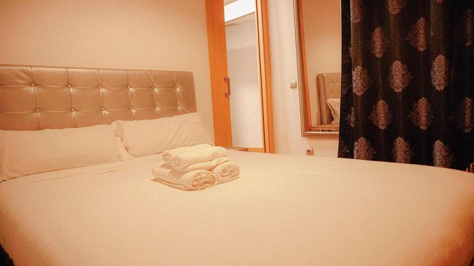 La Lonja De La Seda Apartment Valencia