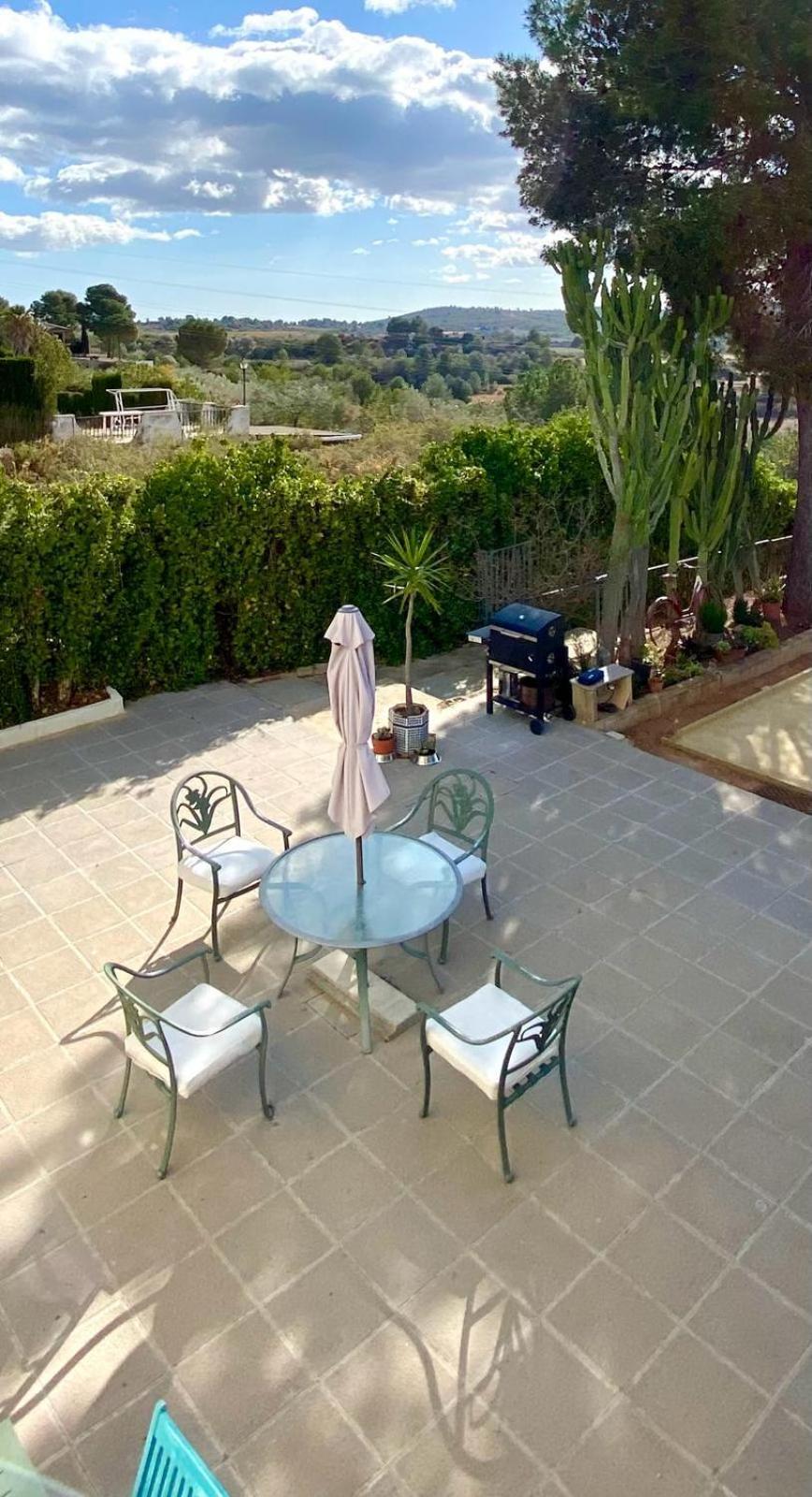 Beautiful With Huge Private Pool And Vineyard View Villa