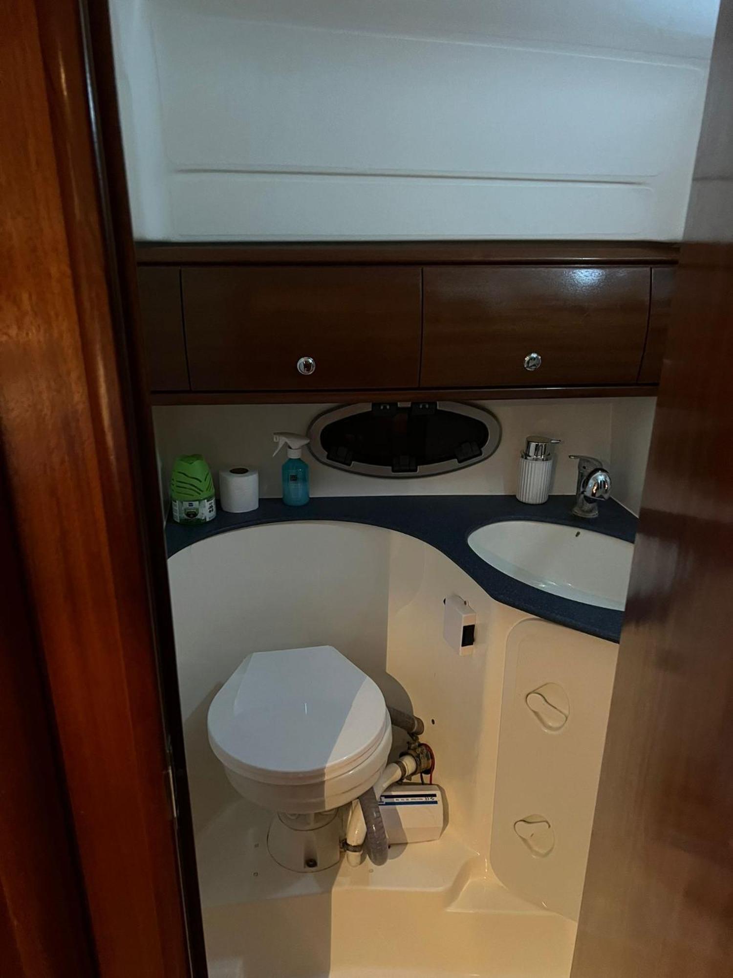 Maser Ii Hotel en barco *