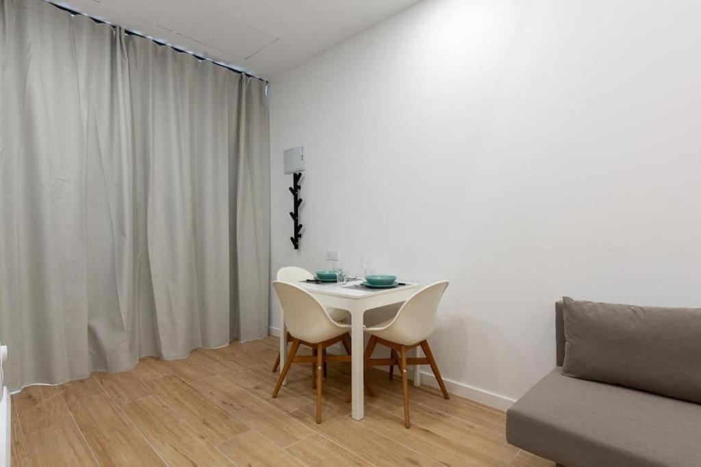 Apartamento Nuevo Loft En Playa Y Cerca Del Centro, Ac Y Wifi