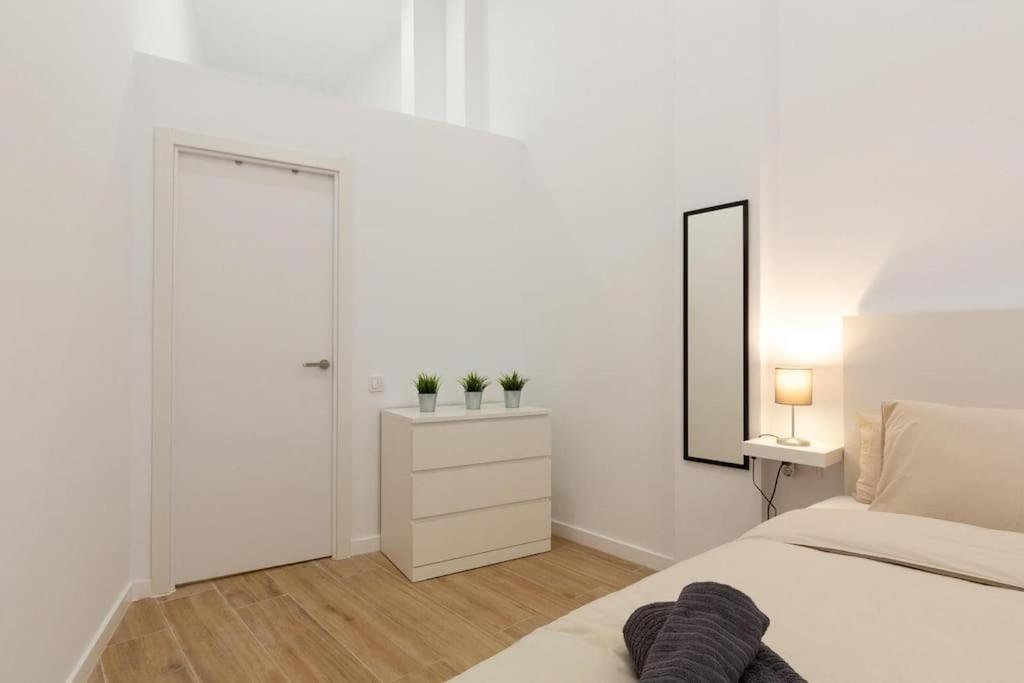 Apartamento Nuevo Loft En Playa Y Cerca Del Centro, Ac Y Wifi Valencia