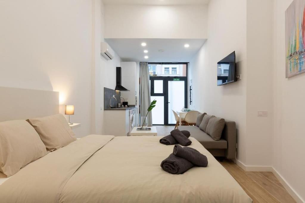 Nuevo Loft En Playa Y Cerca Del Centro, Ac Y Wifi * Valencia