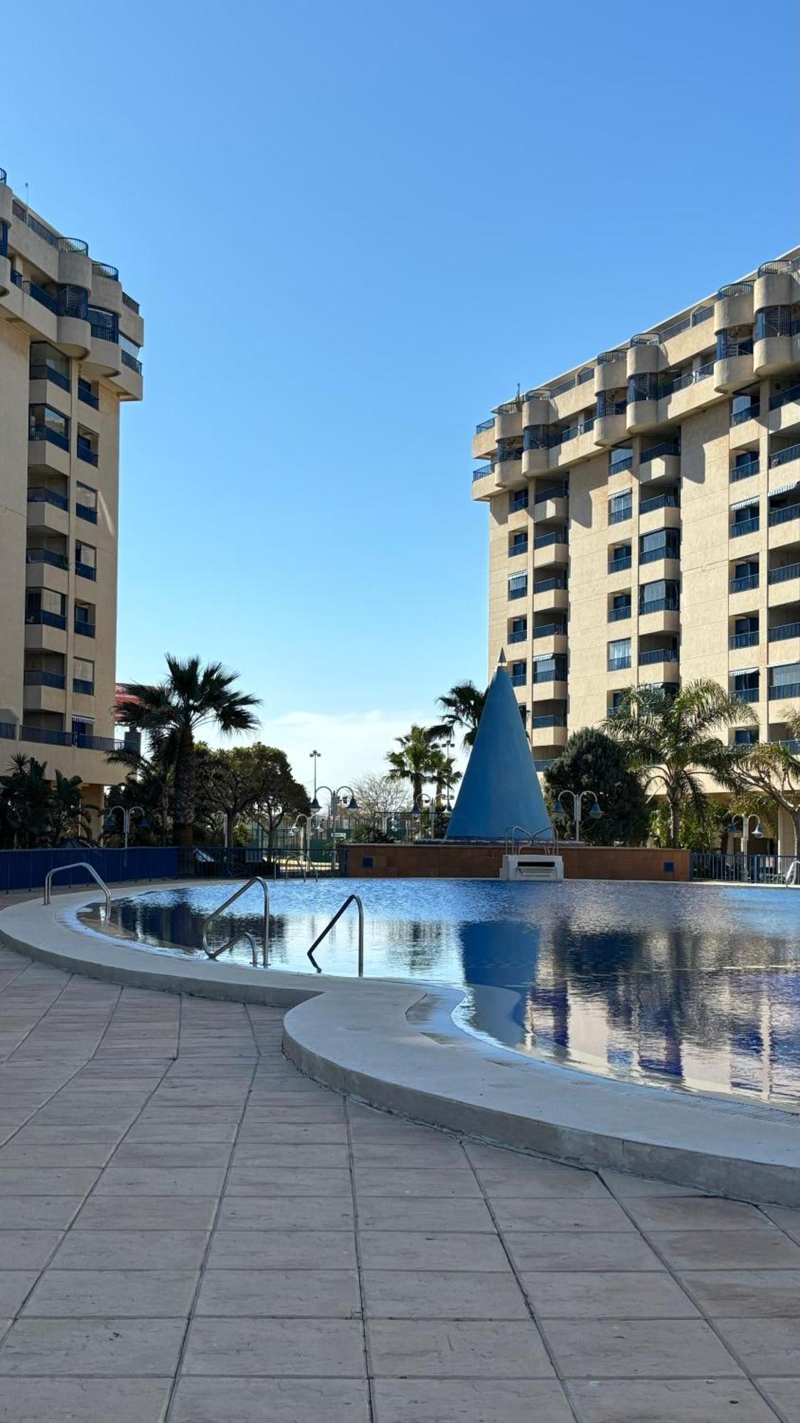 Apartamento Apto. Luminoso Con Vistas En Playa De La Patacona Valencia