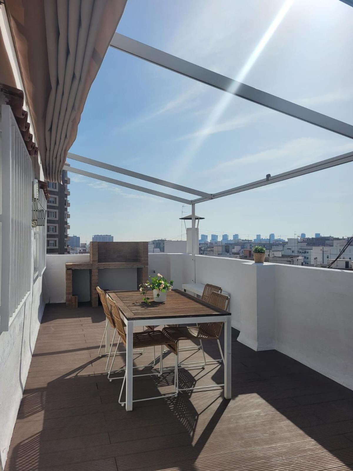 Singularstays Valero Iii