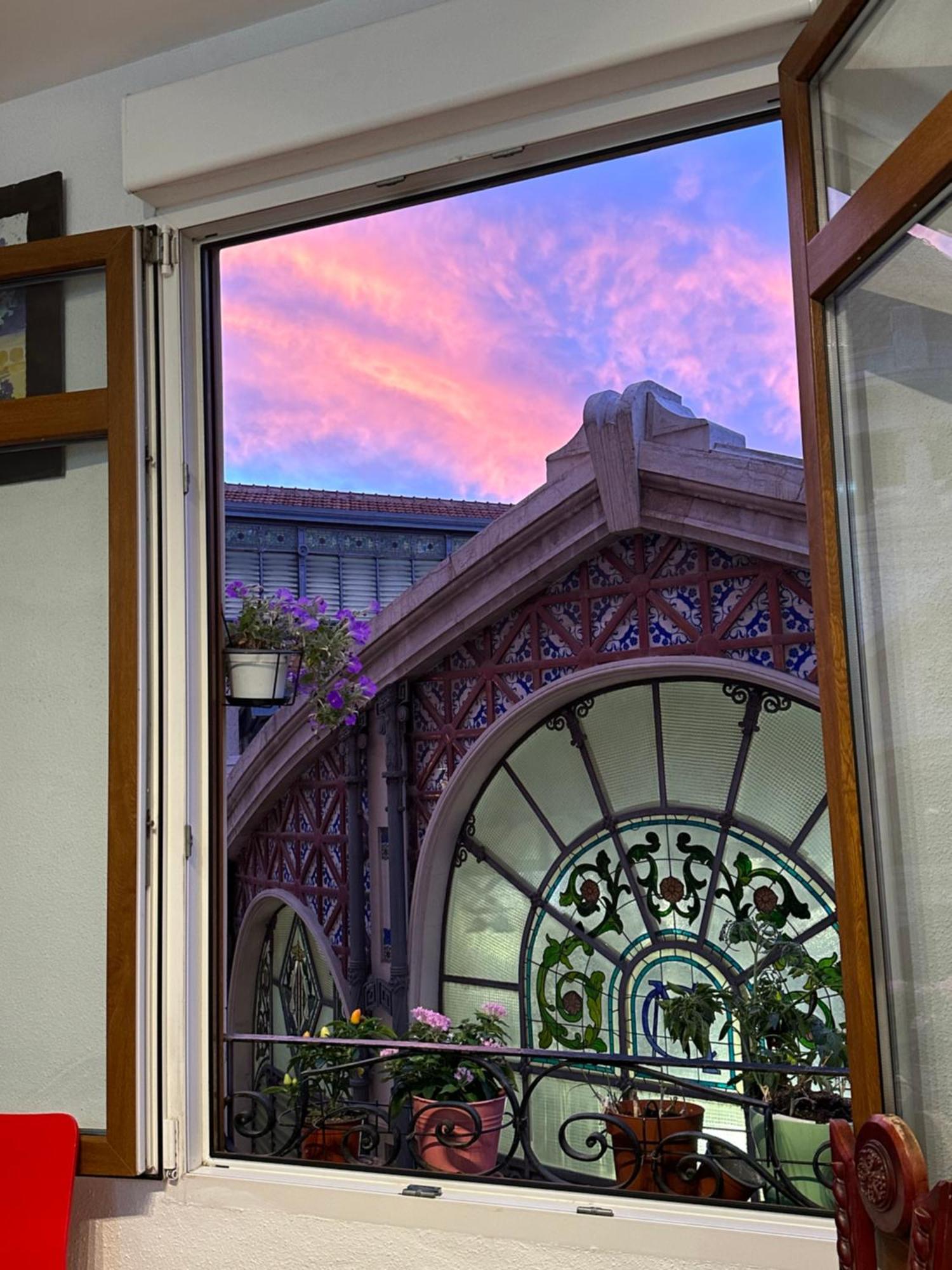 Mirador 1 Del Mercado - Con Bano Privado En El Centro De La Ciudad Vella *
