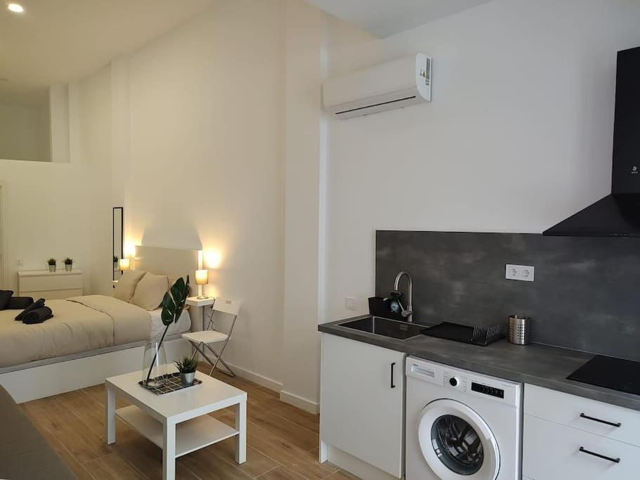 Apartamento Nuevo Loft En Playa Y Cerca Del Centro, Ac Y Wifi *