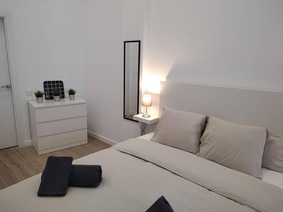 Apartamento Nuevo Loft En Playa Y Cerca Del Centro, Ac Y Wifi Valencia