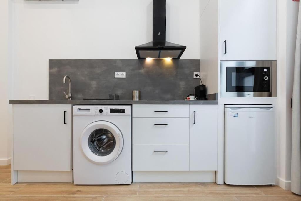 Nuevo Loft En Playa Y Cerca Del Centro, Ac Y Wifi * Valencia