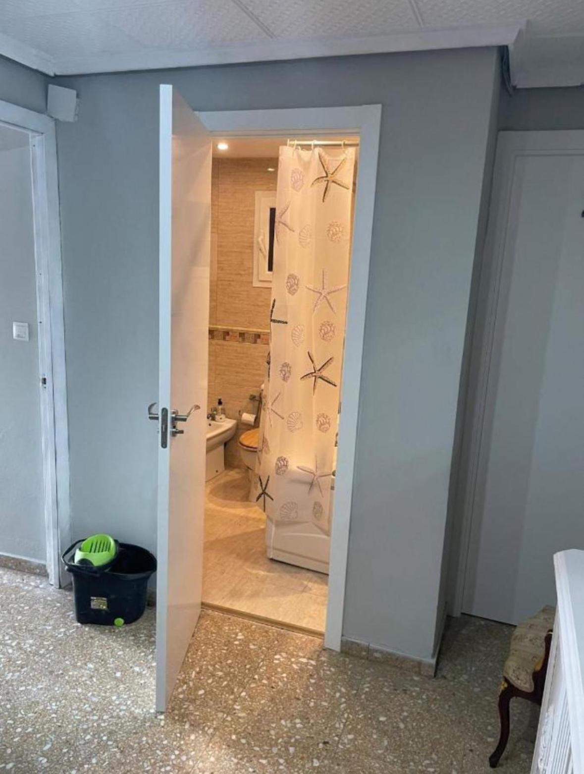 Habitacion En Playa Malvarrosa
