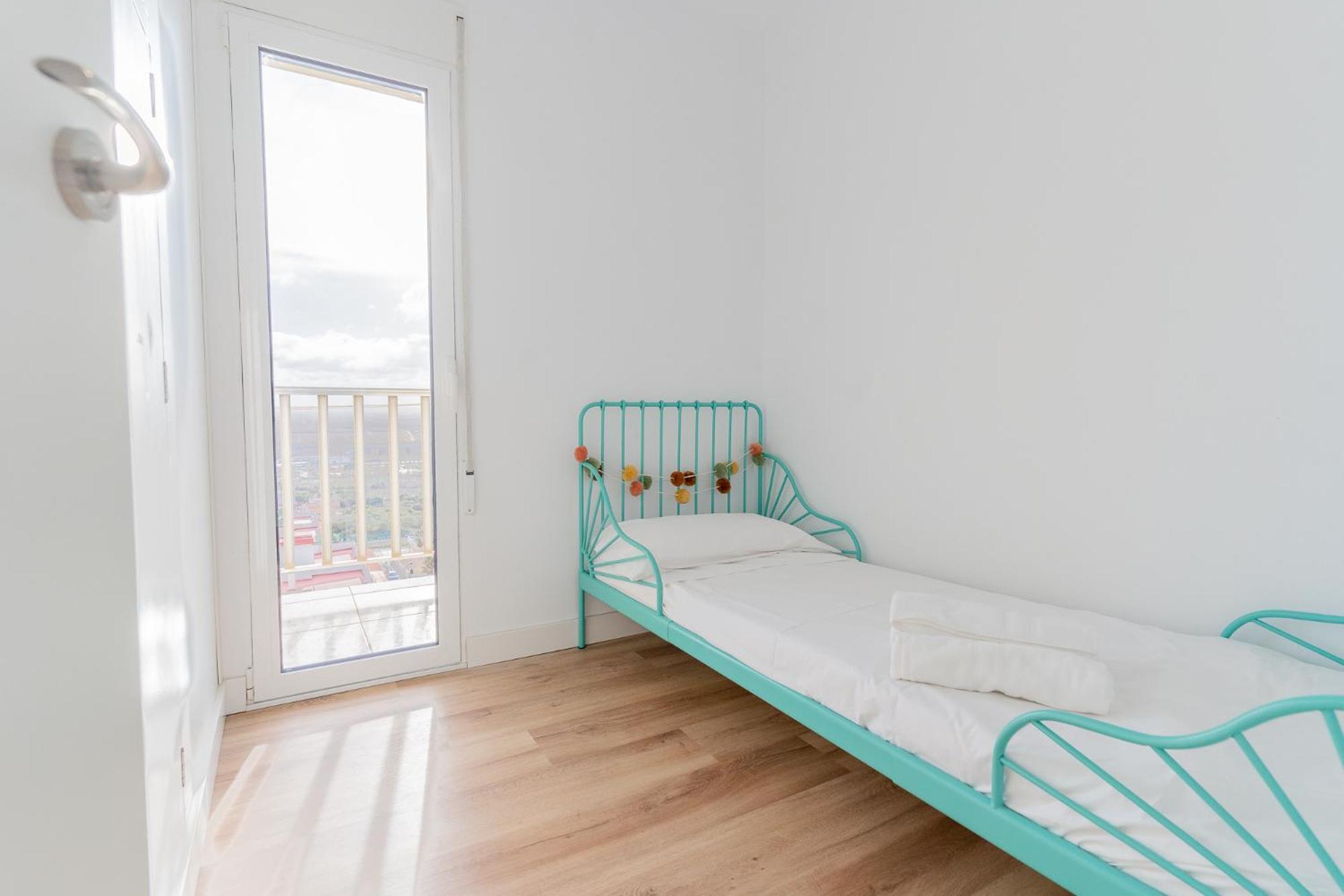 Ocean's Whisper: Les Palmeres Seaview Sanctuary Apartamento Valencia