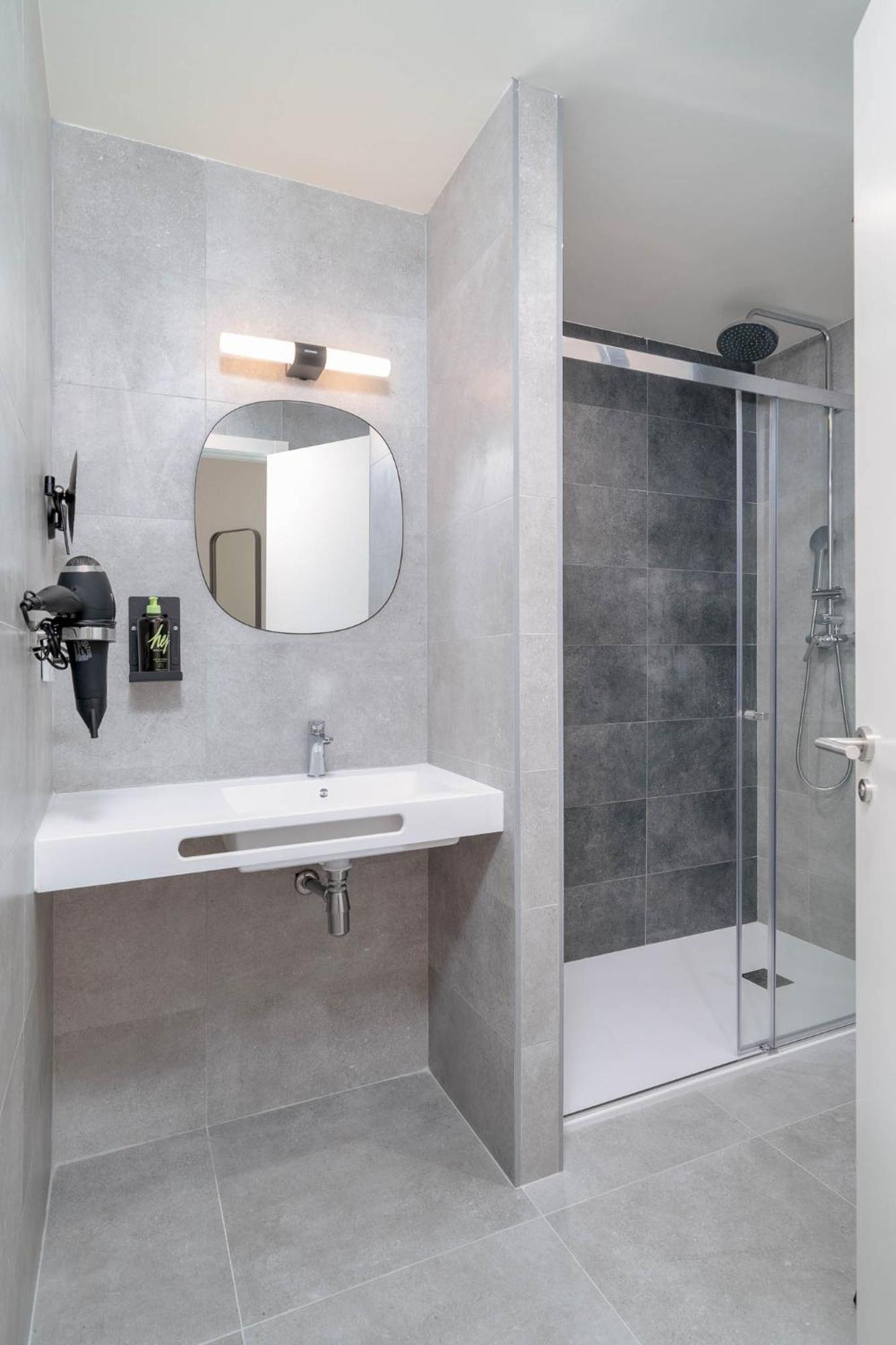 Apartamento Limehome Carrer De Sant Jacint Valencia