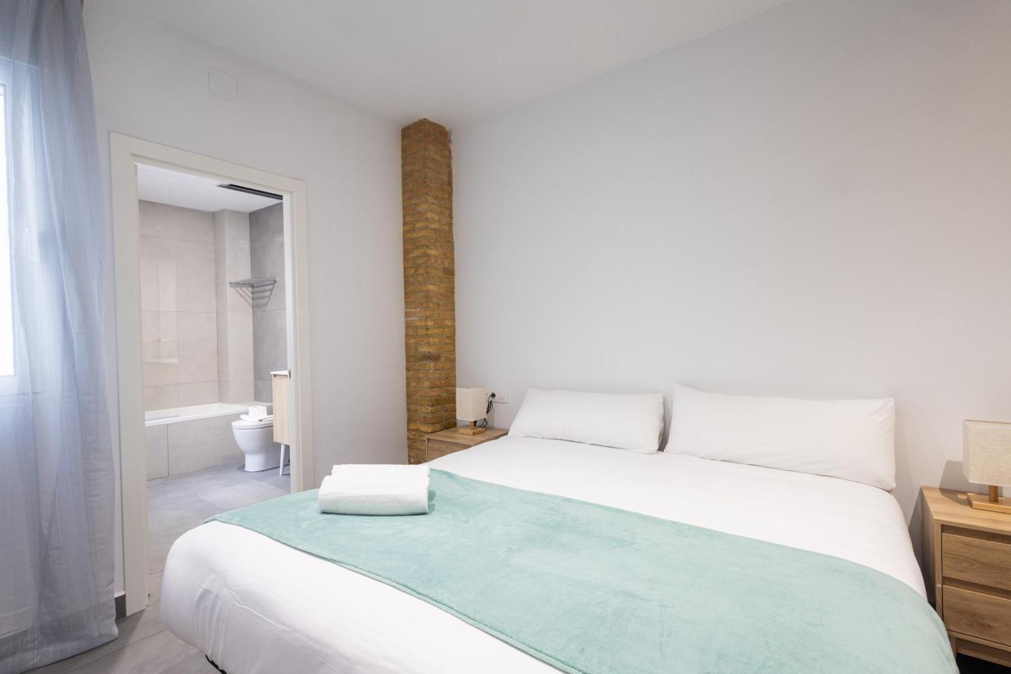Florit Flats - The Patraix Apartment Valencia