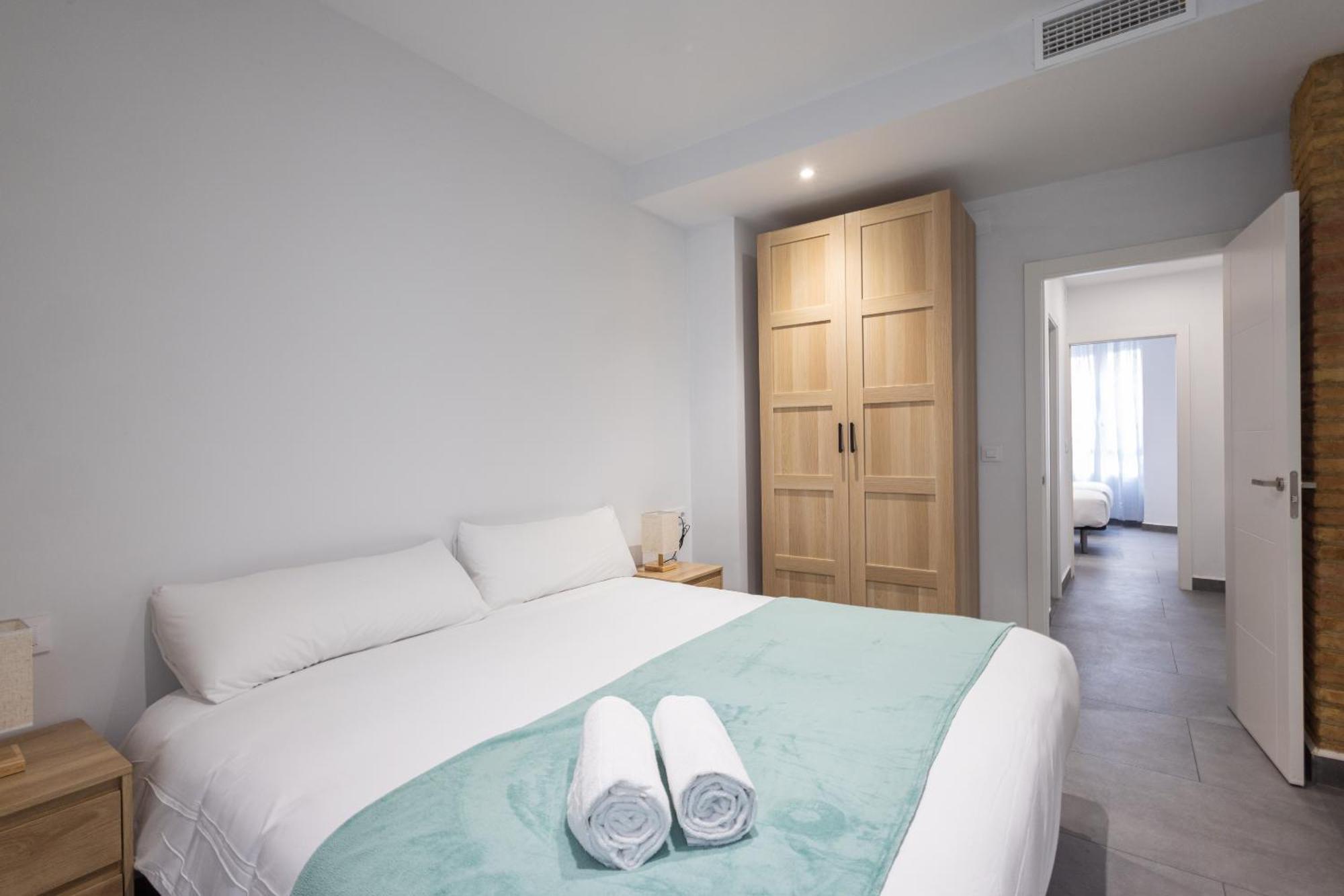 Florit Flats - The Patraix Apartment