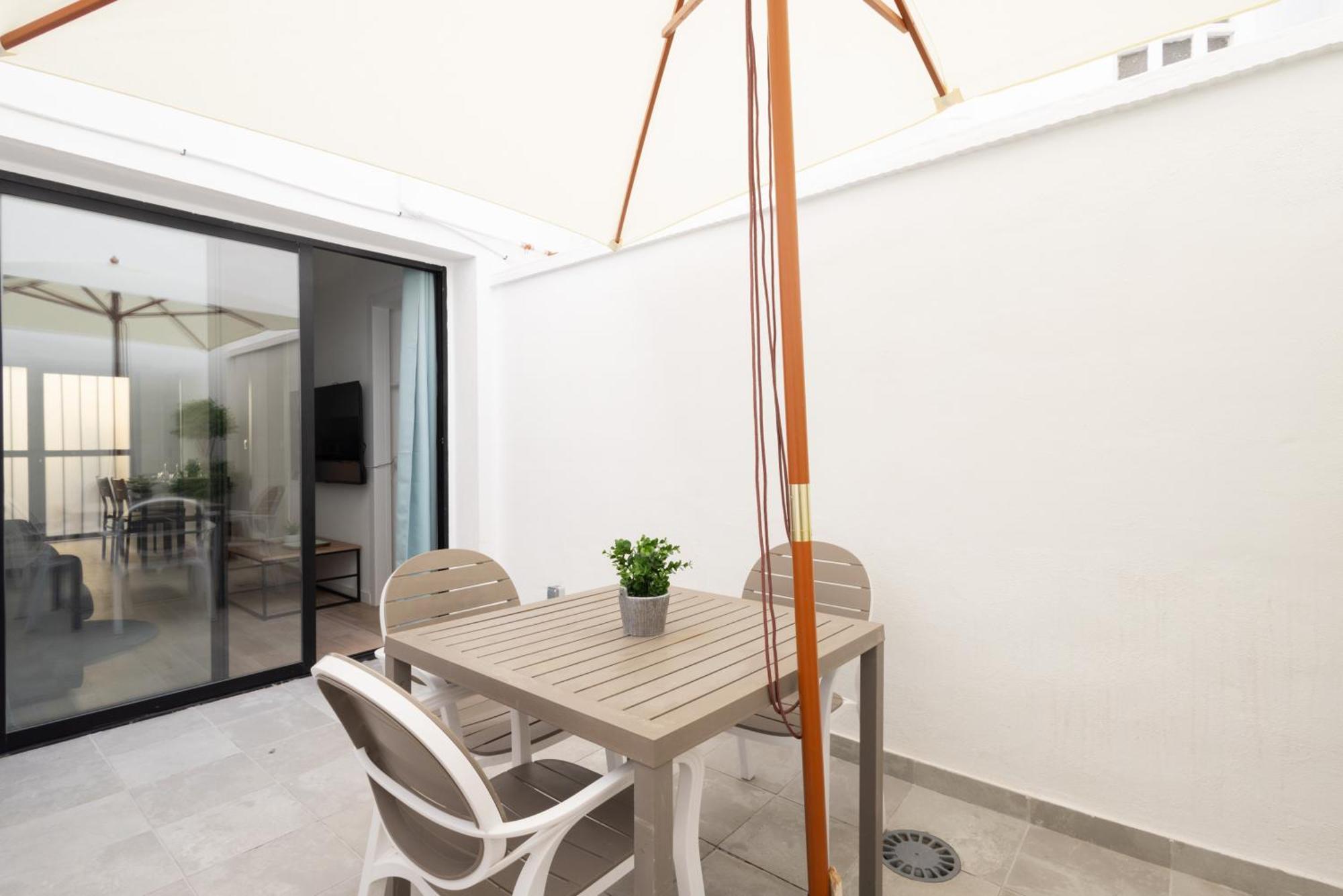 Florit Flats - The Cruz Cubierta With Terrace Valencia