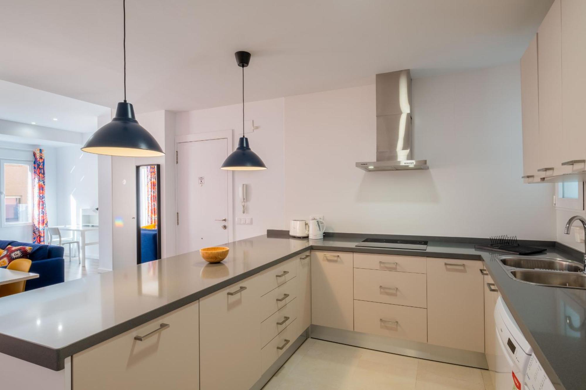 Apartamento Spacious Clean & Colorful Quiet Zone *